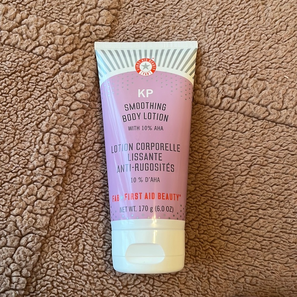 KP smoothing body lotion by first aid beauty